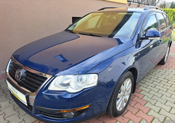 Volkswagen Passat cena 17990 przebieg: 238933, rok produkcji 2007 z Chodzież małe 232